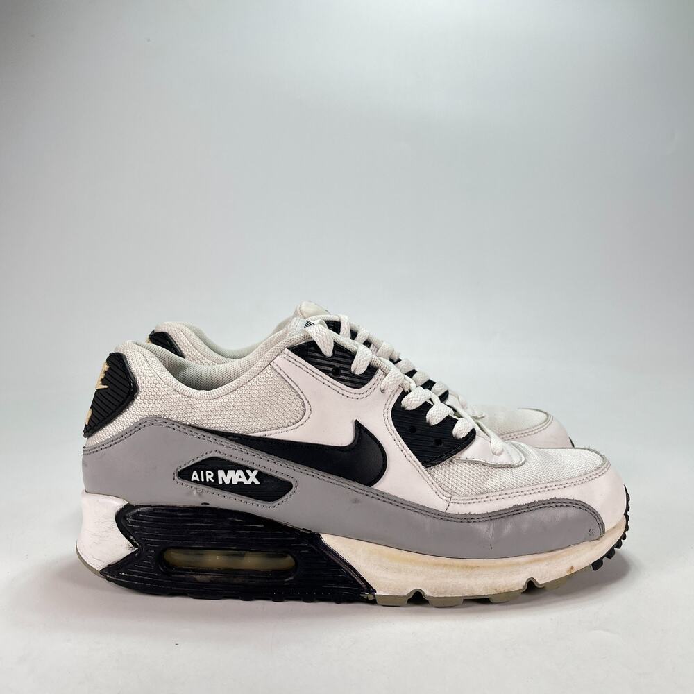 Nike Air Max 90 Essential White Cool Grey Sneakers 537384-110 Men's Size 9